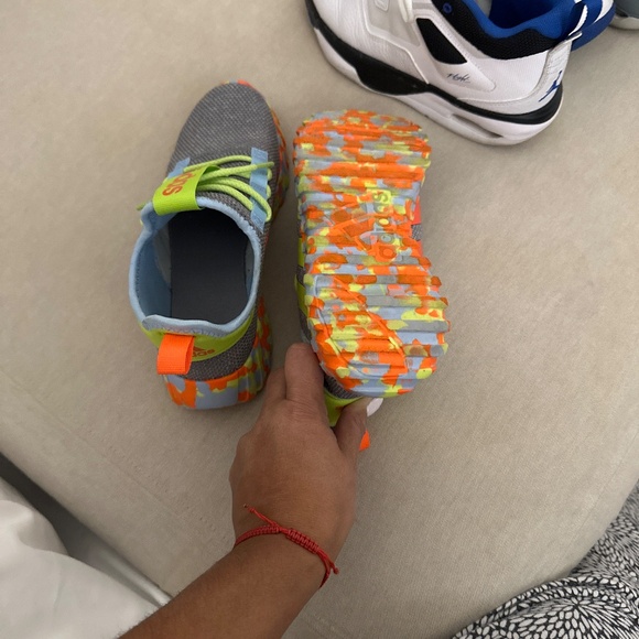 Adidas kids - Picture 2 of 2